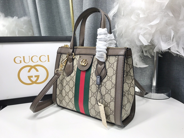 激安グッチバッグコピー側面デザイン